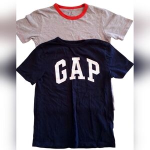 GAP Kids Navy and Gray T-Shirts Lot Of 2 Boys Size M 8-9 Excellent Condition